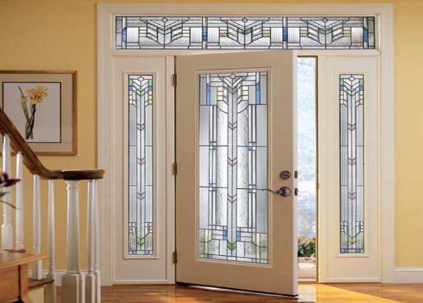 Входная группа с витражом в Королёве