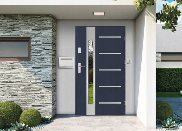 Металлическая дверь с установкой в частном доме в Королёве